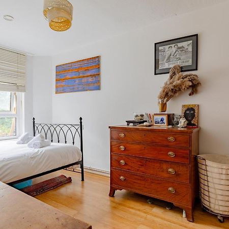 Characterful 1 Bedroom Flat Close To Dlr London Ngoại thất bức ảnh